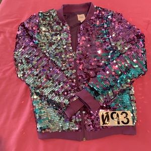 Girls size medium 7/8 sequin jacket   Like new.